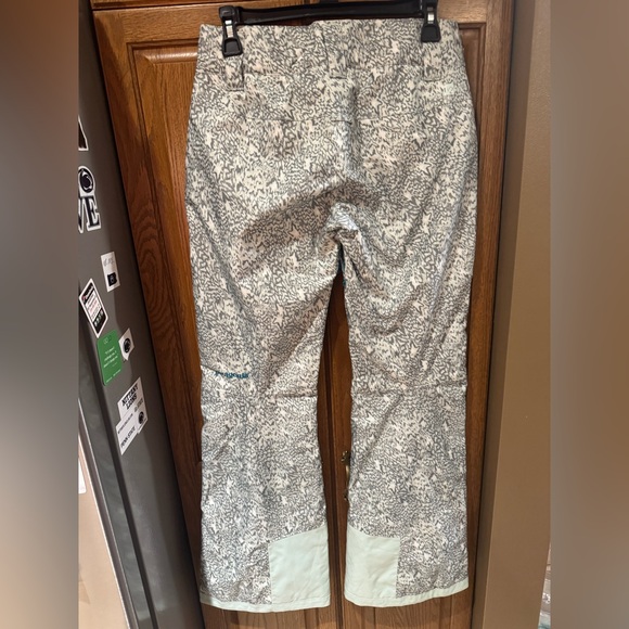 Patagonia Insulated Snowbelle Ski Pants, grey white, size XS, winter, snow - Picture 6 of 6